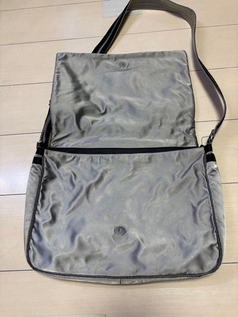 CHANEL ショルダーバッグ