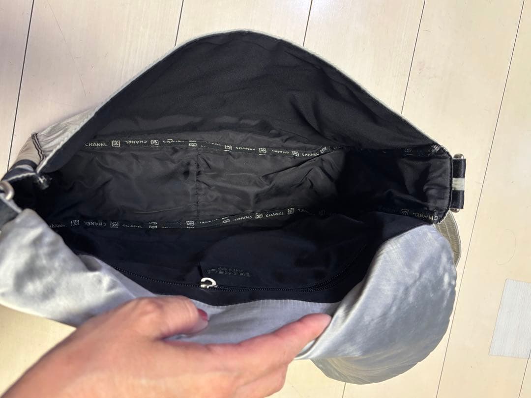 CHANEL ショルダーバッグ