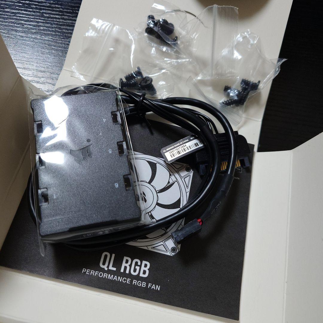 Corsair QL120 120㎜ 3連ファン×2 CO-9050098-WW