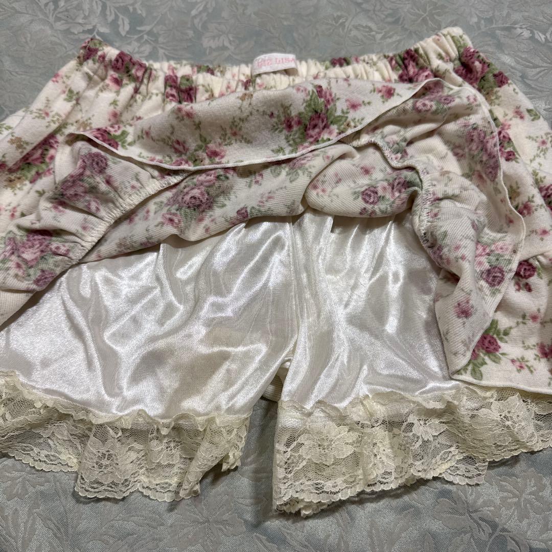 スカートパンツ 花柄 薔薇 フラワープリント レース付きショートパンツ