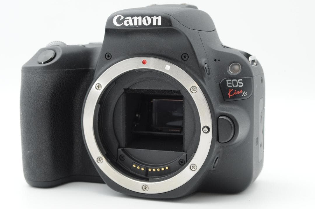 ◆ほぼ新品⑥◆冬SALE◆ Canon EOS Kiss x9 ダブルレンズ