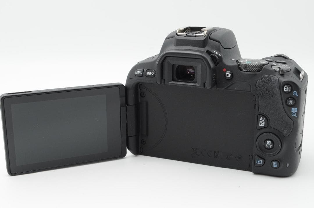 ◆ほぼ新品⑥◆冬SALE◆ Canon EOS Kiss x9 ダブルレンズ