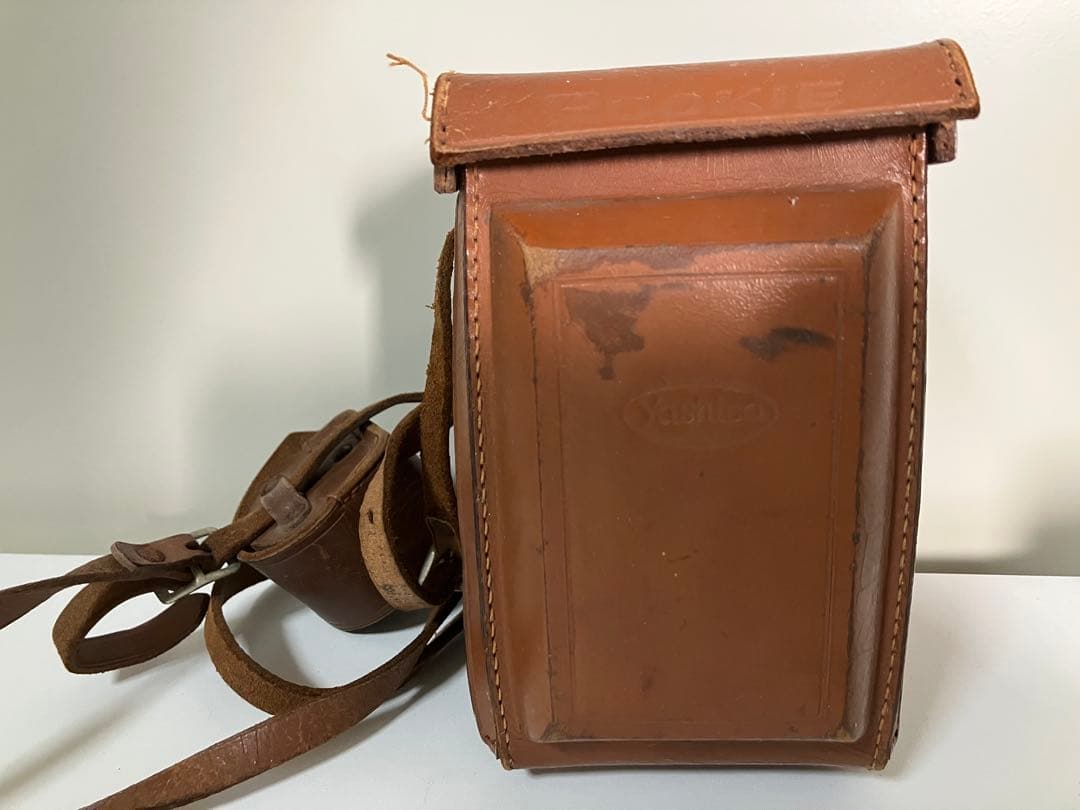 Yashica Rookie 二眼レフカメラ　80mm ★動作確認済み★