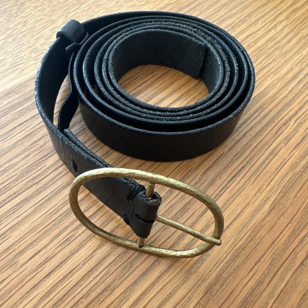 ミナペルホネン　レザーベルト　ブラック