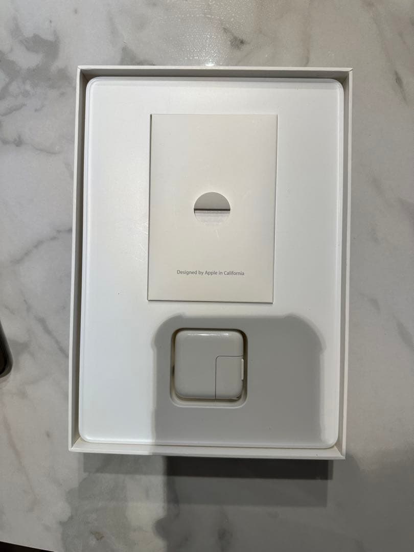 Apple iPad Air スペースグレイ　 SoftBank 32GB