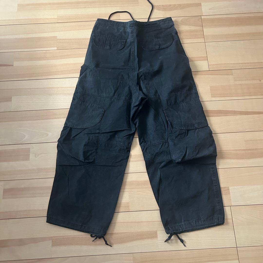 エンタイアスタジオ ナイロンブラックカーゴパンツ