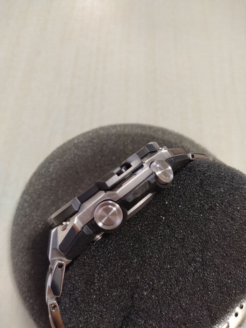 （61）【最終価格、極美品】 G-SHOCK GST-B400AD レッド