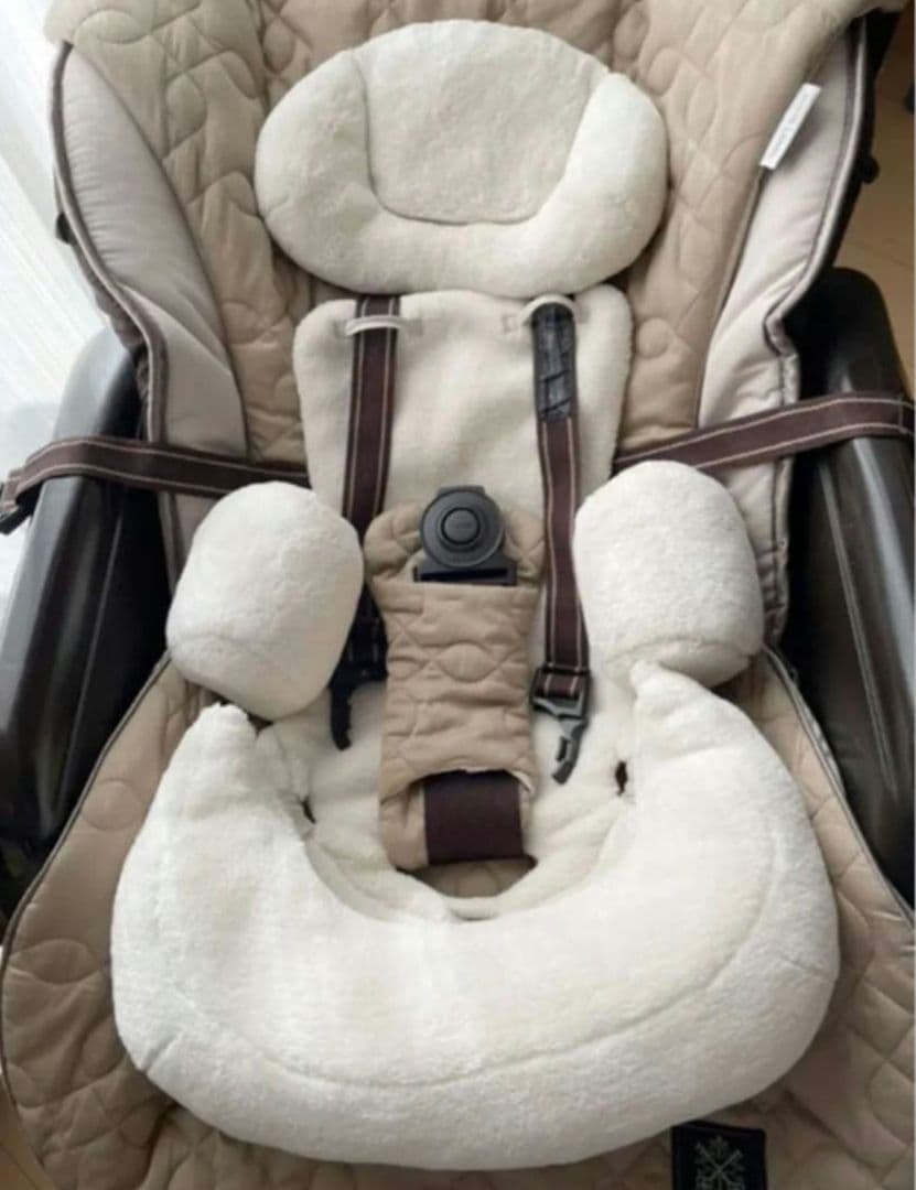 コンビ　電動ハイローチェア ★ネムリラ オートスウィング AT