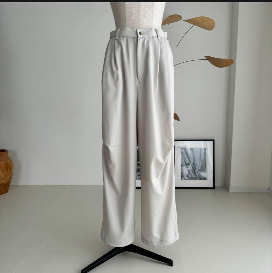 WOOL WIDE TUCK PANTS/WARM CREAM サイズ1