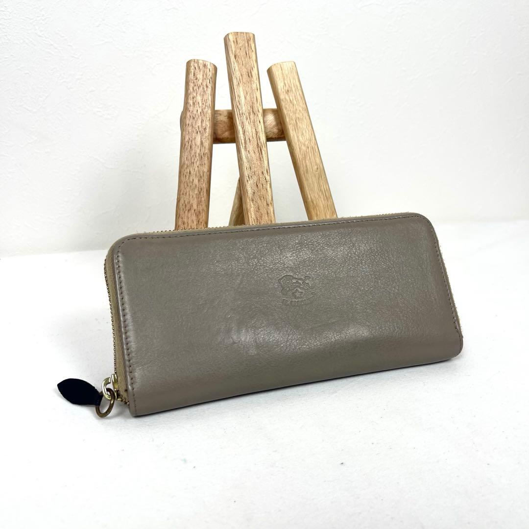 イルビゾンテ　長財布　ロゴ型押し　ラウンドファスナー　本革　シンプル　極美品