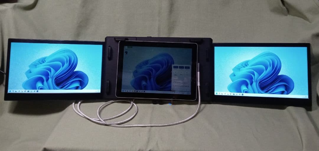 12インチ デュアル モバイルモニター KWUMSY P2Sトリスクリーン