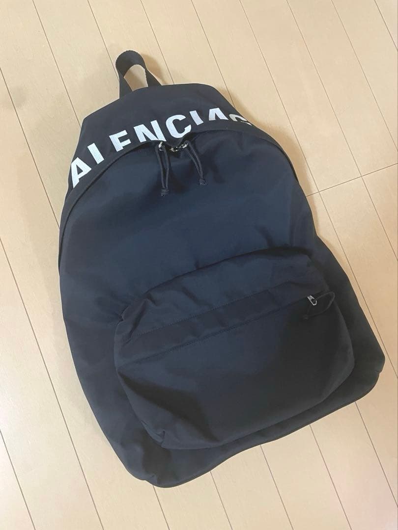 BALENCIAGA カジュアルリュック 黒