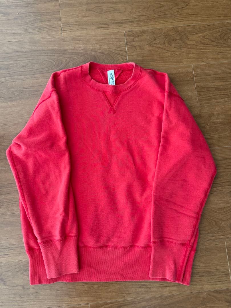 ループウィラー ビームスプラス レッド クルーネック スウェット