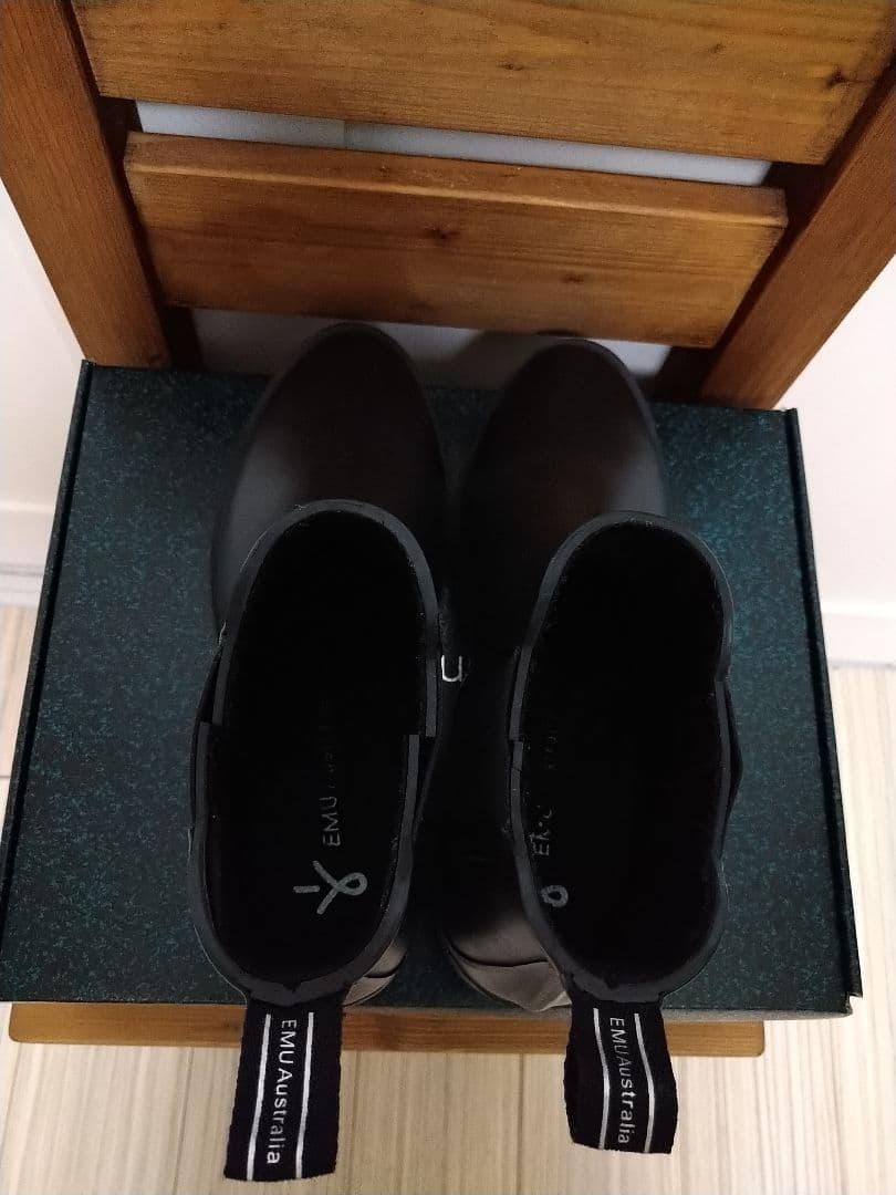 EMU　ショートレインブーツ　サイズ9　ブラック