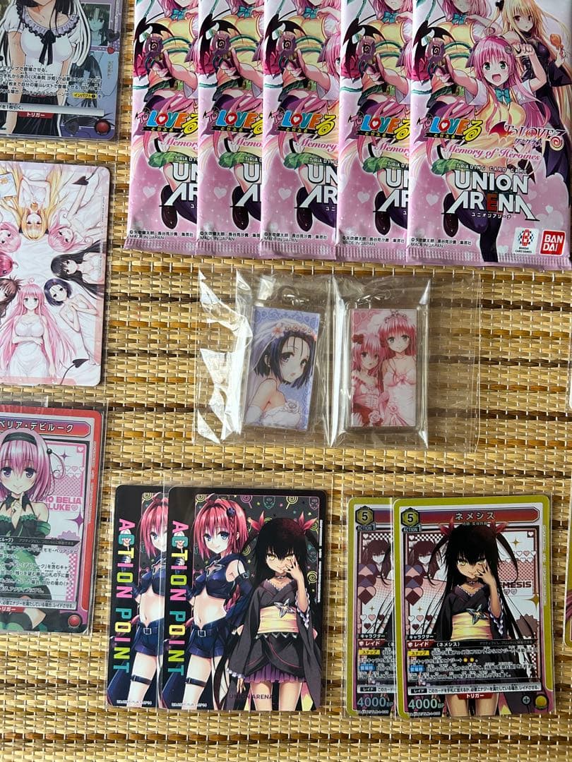 グ*ん様 ToLOVEるユニオンアリーナSRパラレル未開封パックキーホルダー付き