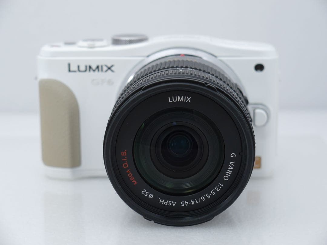 Panasonic LUMIX DMC-GF6 レンズキット ホワイト
