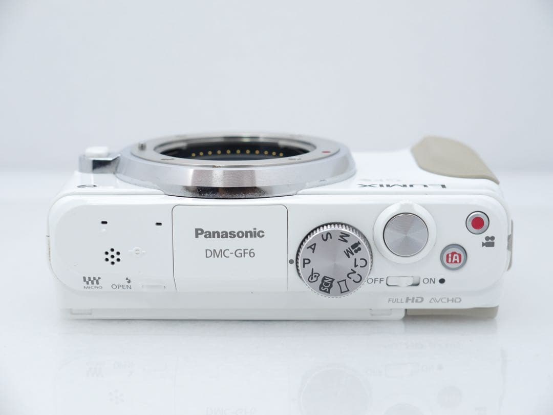 Panasonic LUMIX DMC-GF6 レンズキット ホワイト