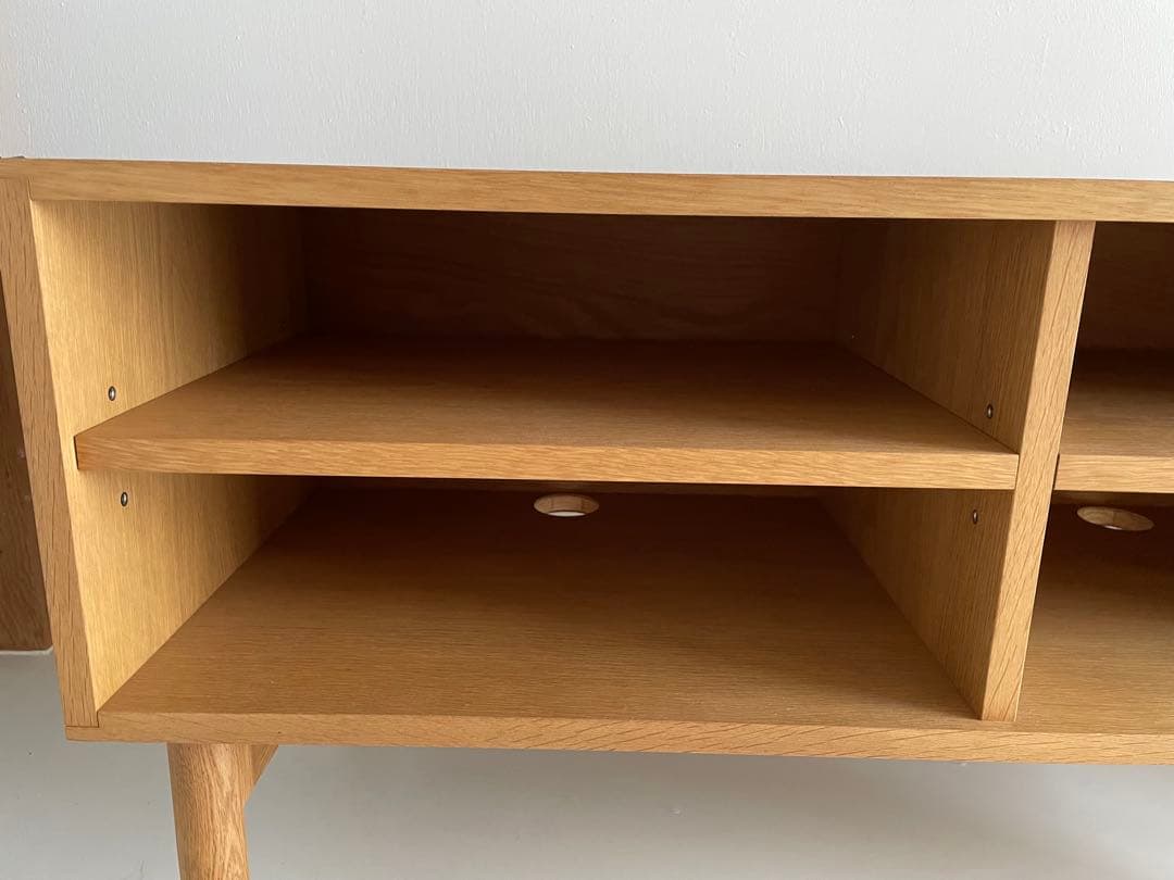 テレビ台 IDEE STILT TV CABINET