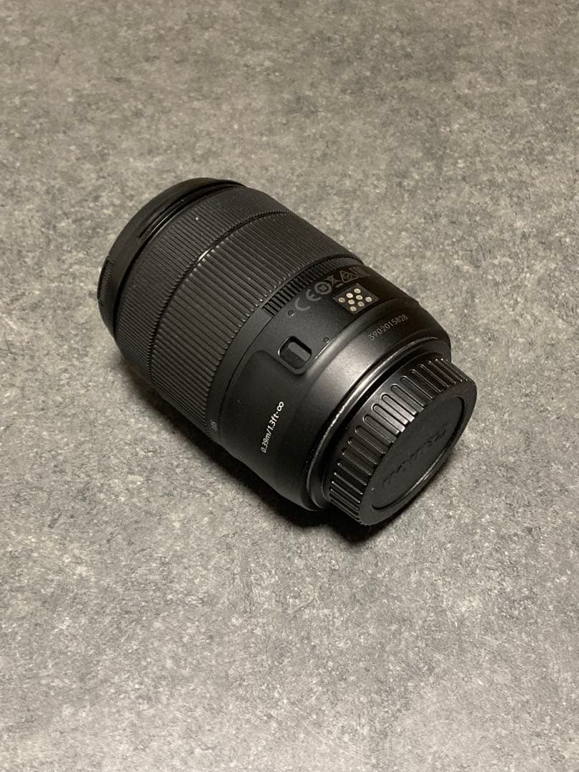Canon EF-S 18-135mm レンズ