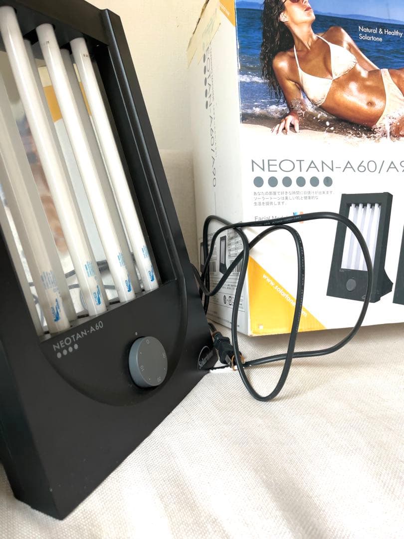 Ꮶ*様 美品　日焼け　家庭用　タンニングマシン　NEOTAN ネオタン　A-60