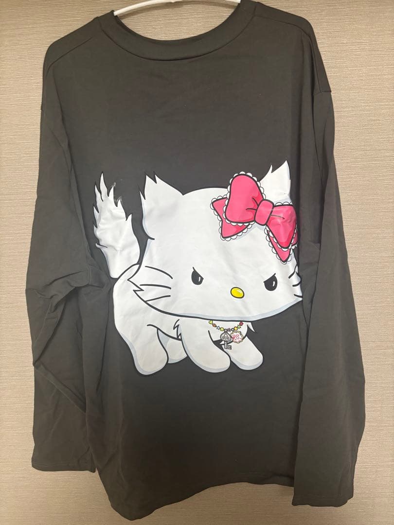 RE. 仲里依紗 アールイードット チャーミーキティロンT ブラック