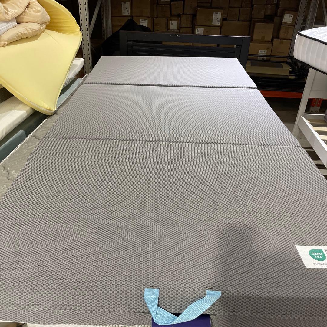 マニフレックス⚫︎サステナブルウィング⚫︎三つ折りマットレス　シングル