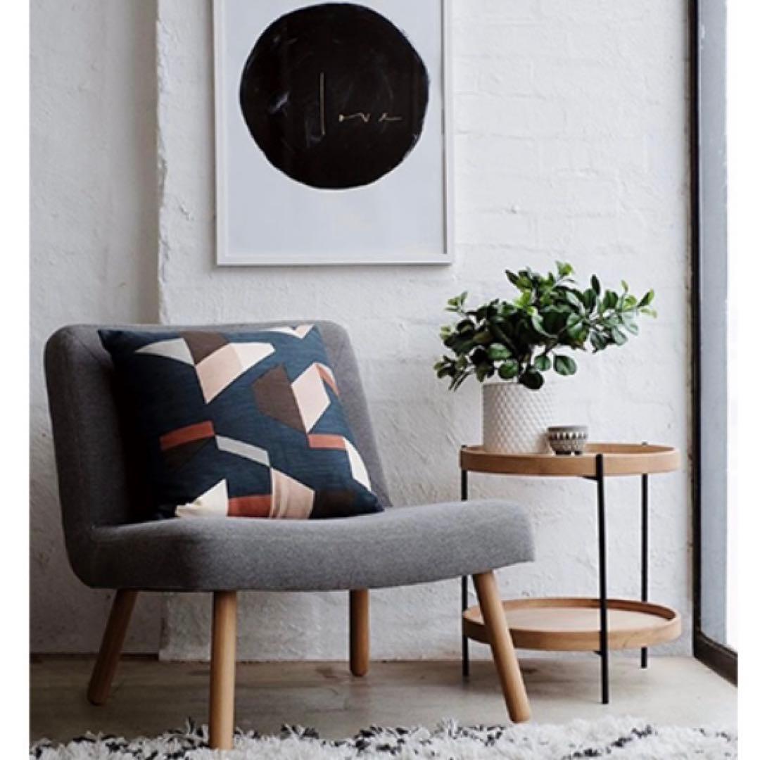 フムラ　エンドテーブル　サイドテーブル　モーダ・エン・カーサ