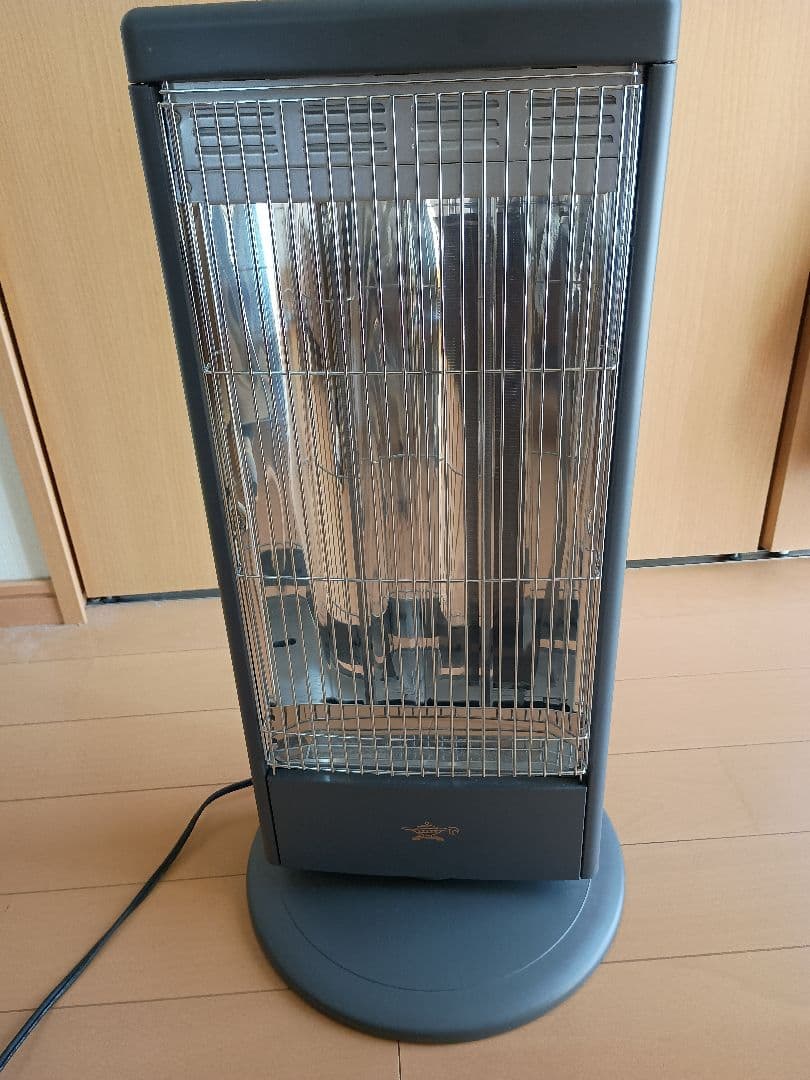 Aladdinアラジン ヒーター AEH-G100C 2023年製