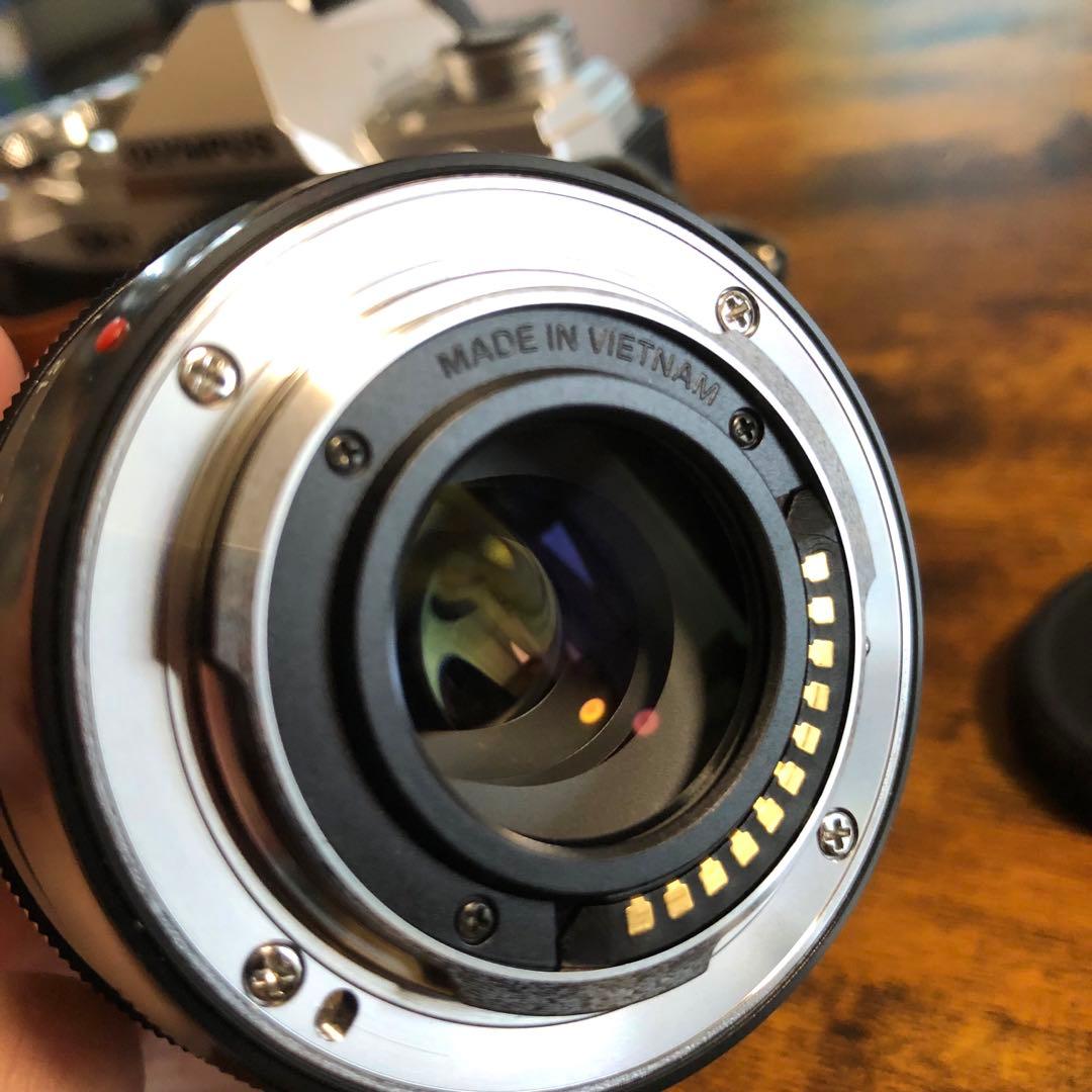 デジタルカメラ OLYMPUS OM-D E-M5 Mark III 12-45 F4.0