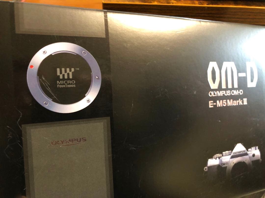 デジタルカメラ OLYMPUS OM-D E-M5 Mark III 12-45 F4.0