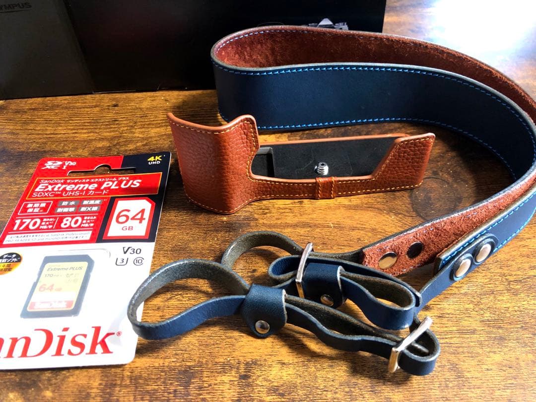 デジタルカメラ OLYMPUS OM-D E-M5 Mark III 12-45 F4.0