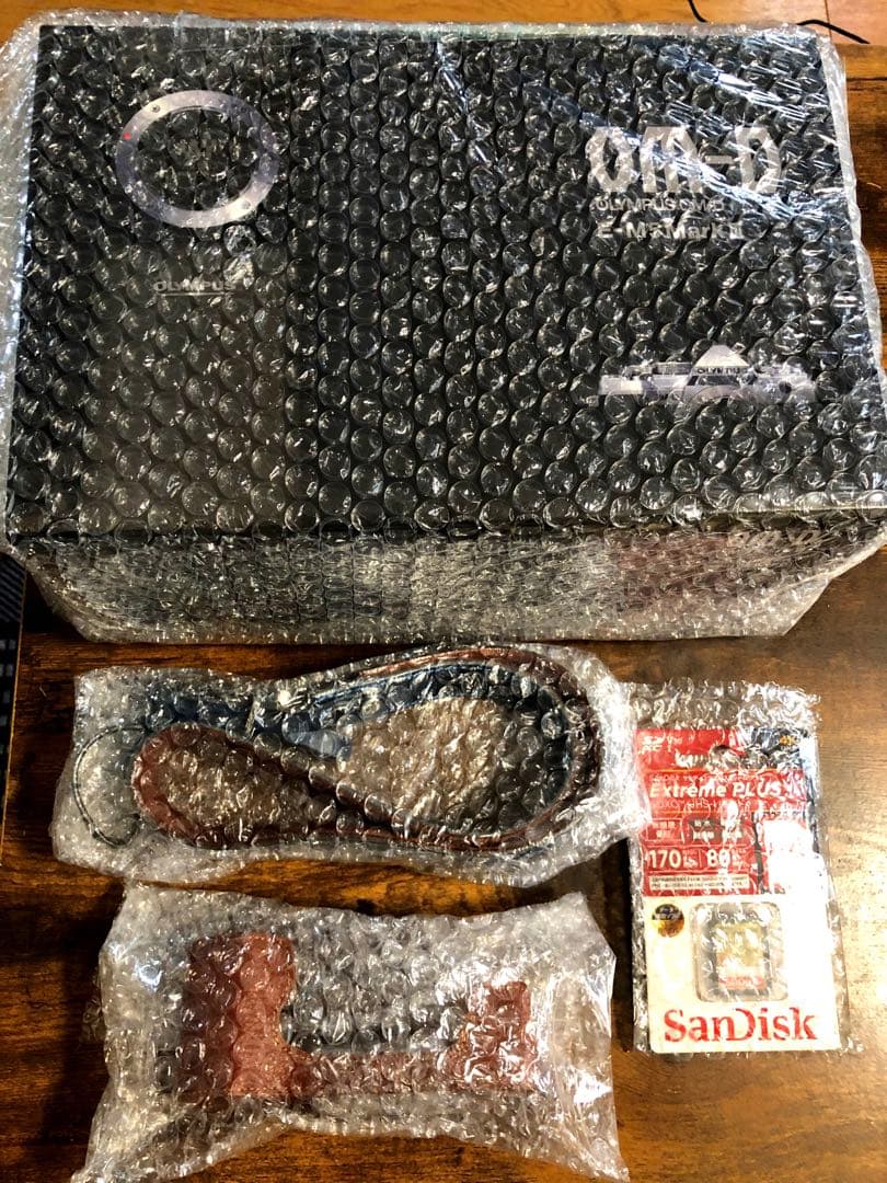 デジタルカメラ OLYMPUS OM-D E-M5 Mark III 12-45 F4.0