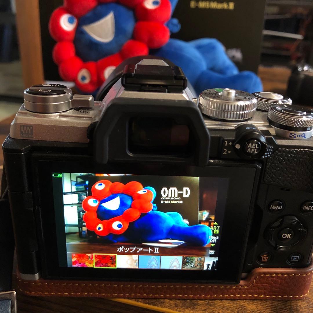 デジタルカメラ OLYMPUS OM-D E-M5 Mark III 12-45 F4.0