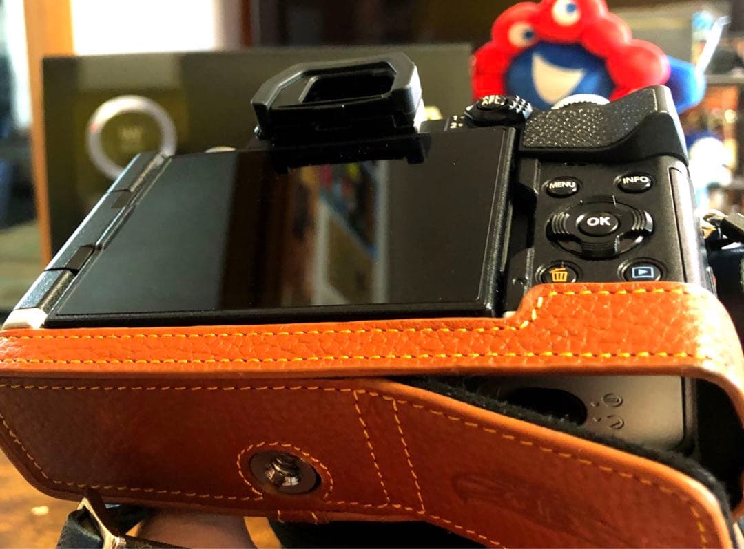 デジタルカメラ OLYMPUS OM-D E-M5 Mark III 12-45 F4.0