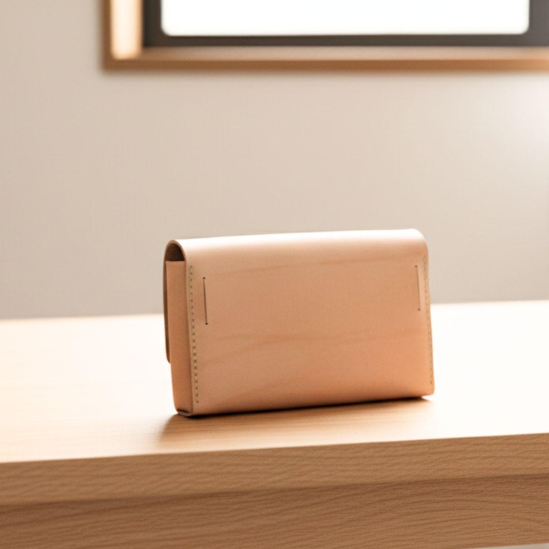 イタリアンレザー 生成りナチュラル ヌメ革サコッシュ