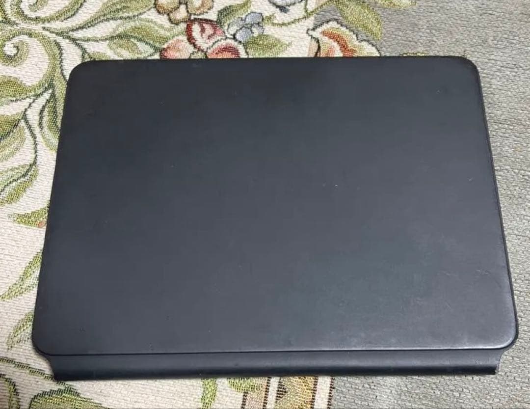 Magic Keyboard iPad 11インチ マジックキーボードA2261