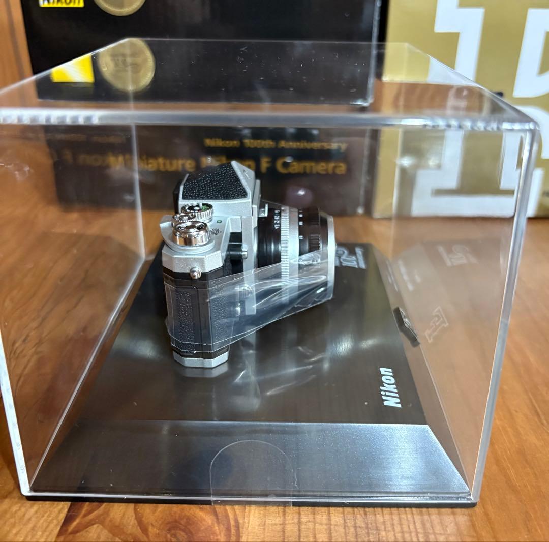 【未使用】Nikon 100周年記念 ニコンFミニチュアカメラ S=1/2