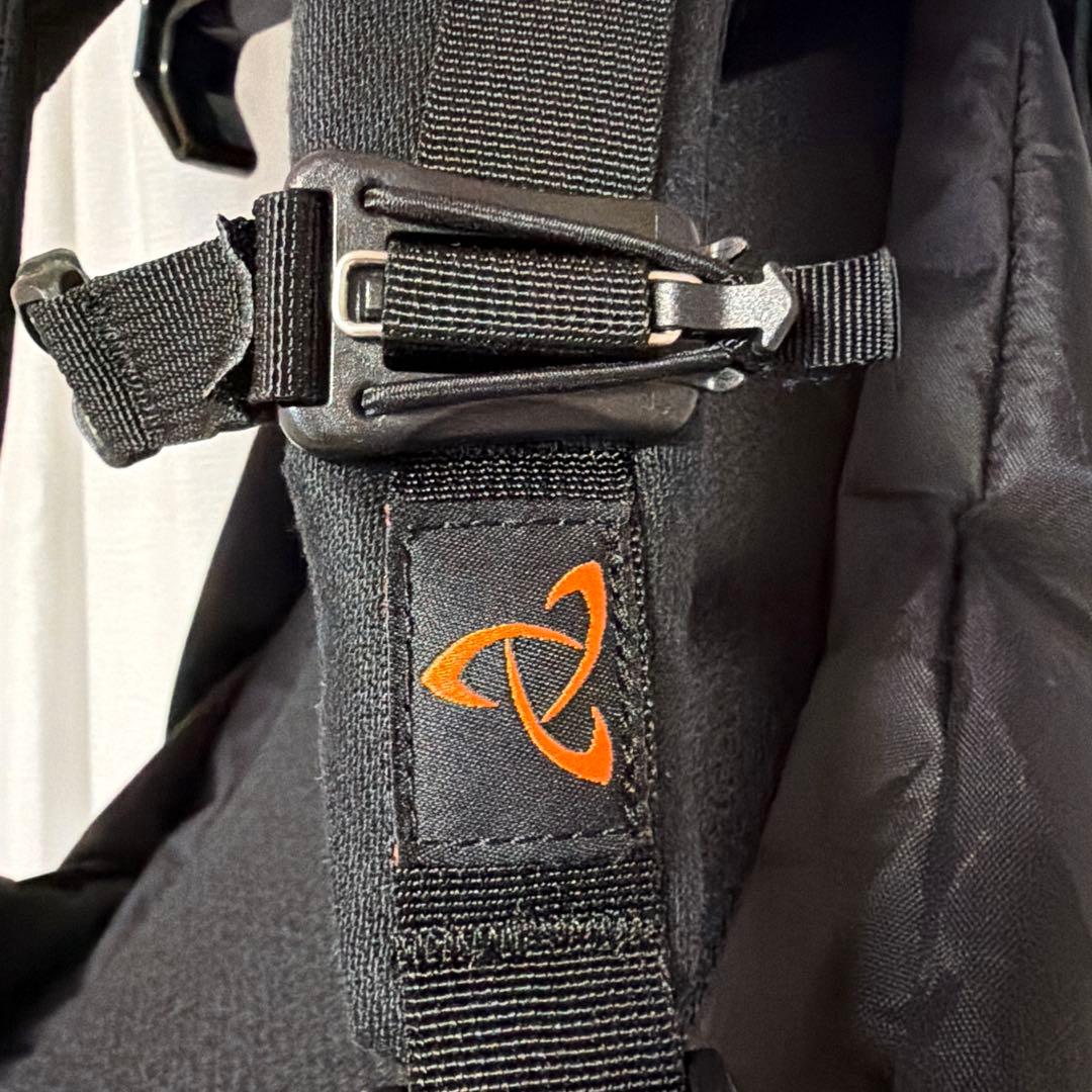 ミステリーランチ　アーバンアサルト21 クレイジーブラック　日本限定