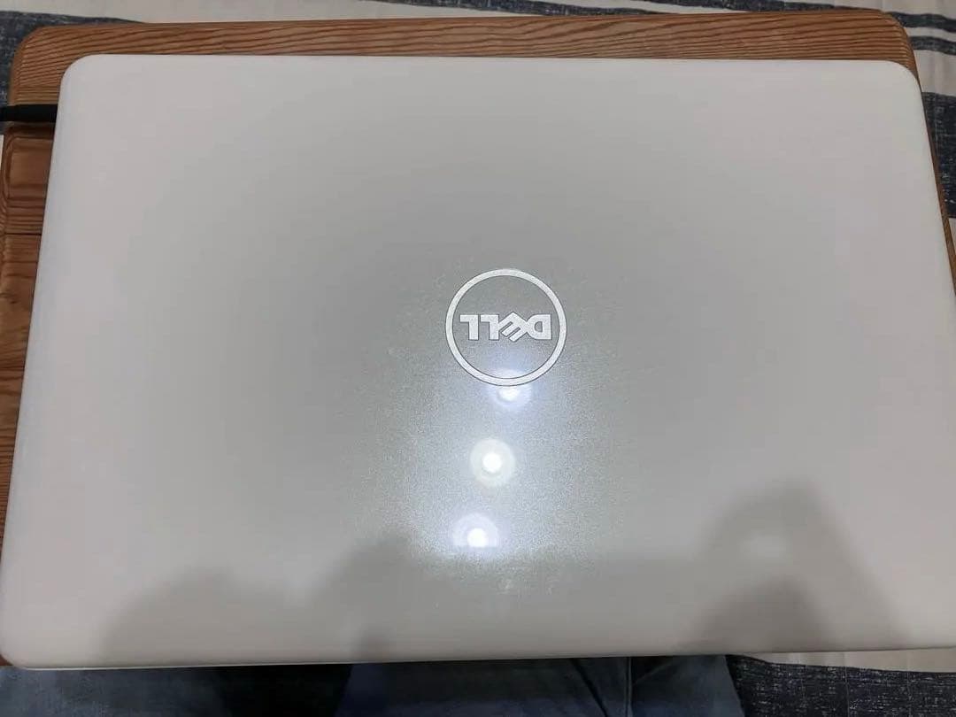 DELL ノートPC ホワイト Windows 10本体