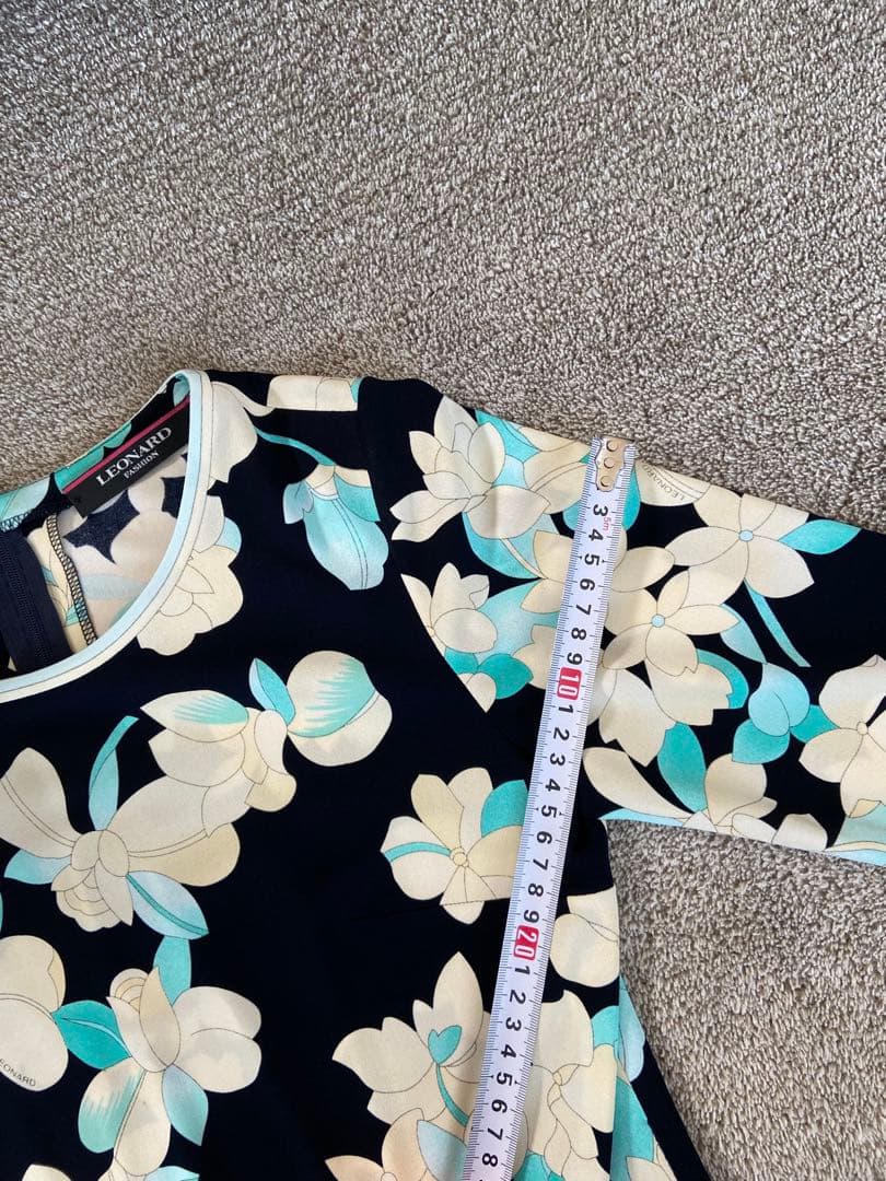 LEONARD レオナール　７部袖ワンピース　　サイズ36 ベルト付き　SALE