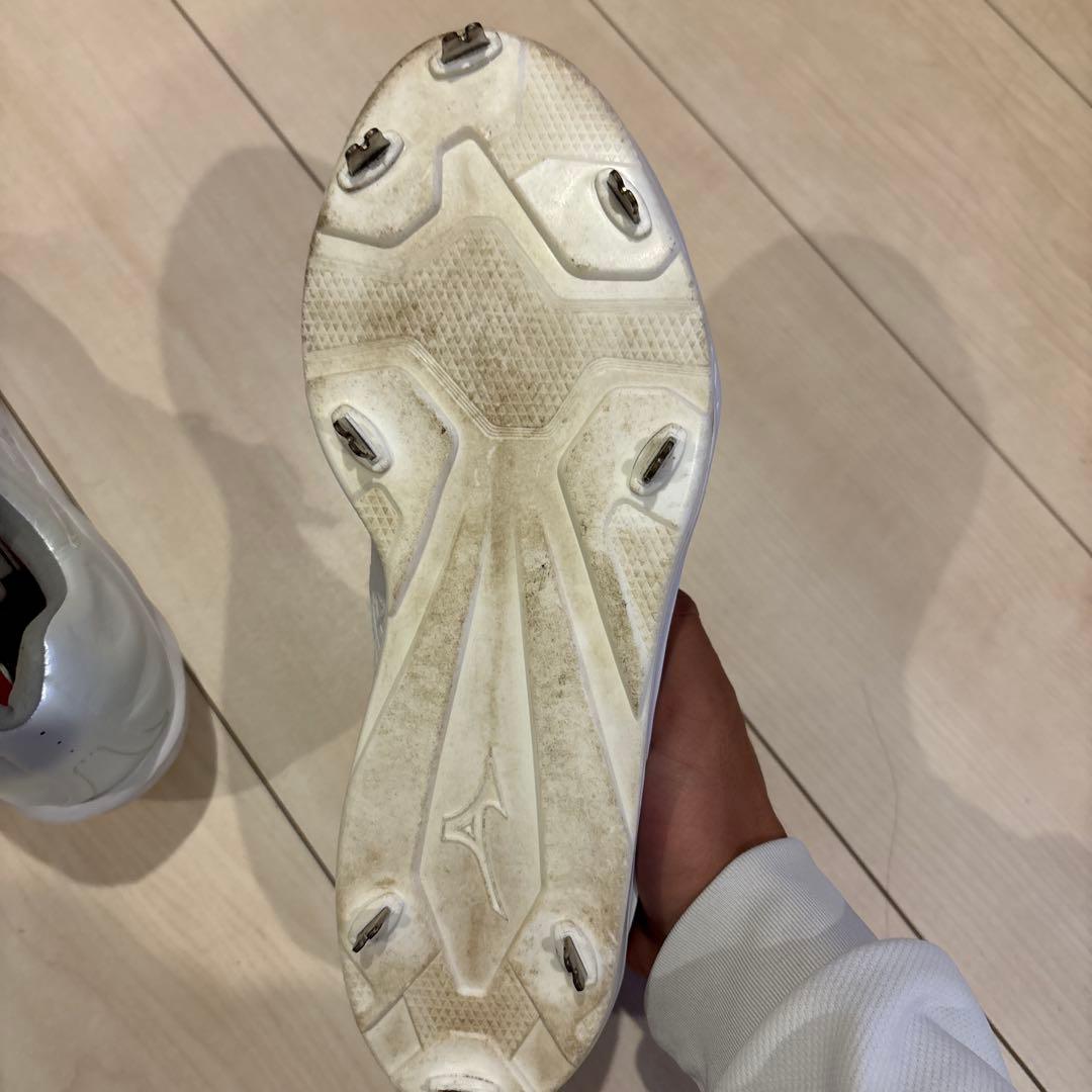 ミズノプロスパイク　白　26.5