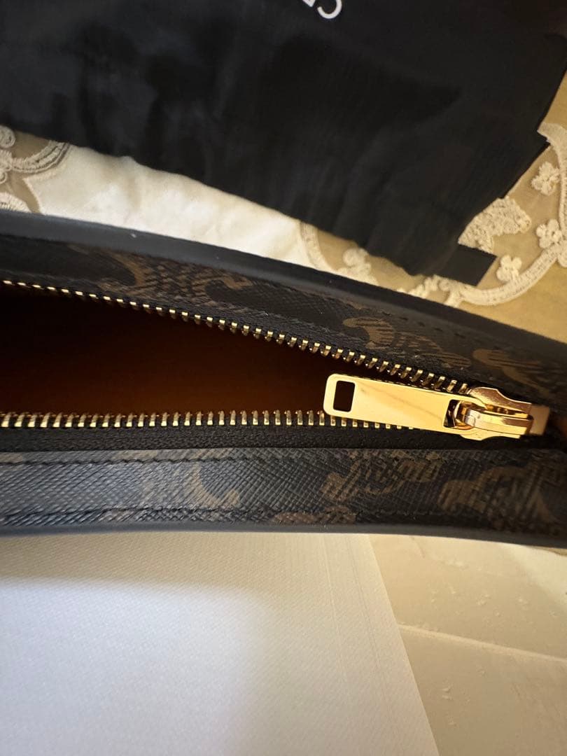 CELINE セリーヌ トリオンフ キャンバス ショルダー保存袋付き 新品