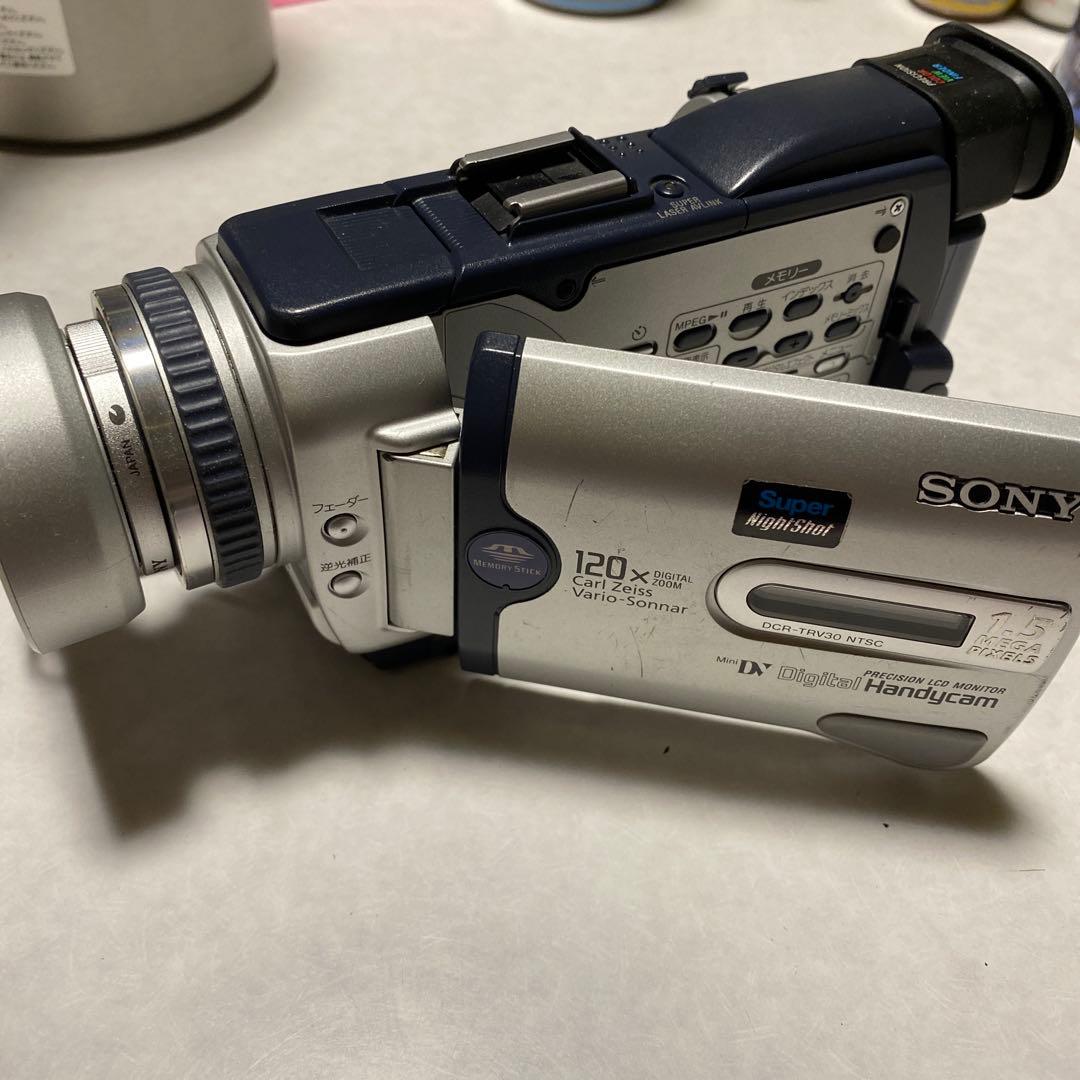 SONY miniDV HANDYCAM DCR-TRV30 ①