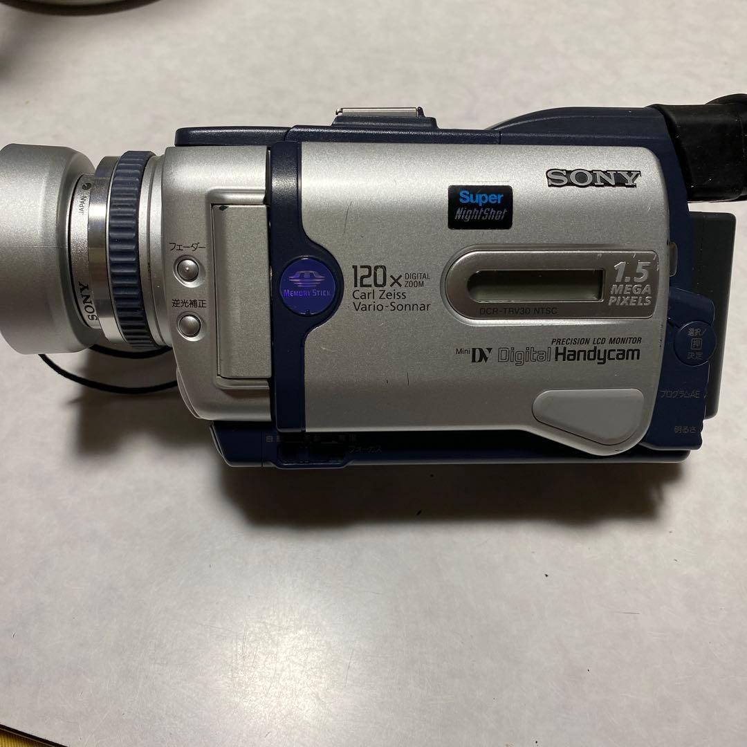 SONY miniDV HANDYCAM DCR-TRV30 ①