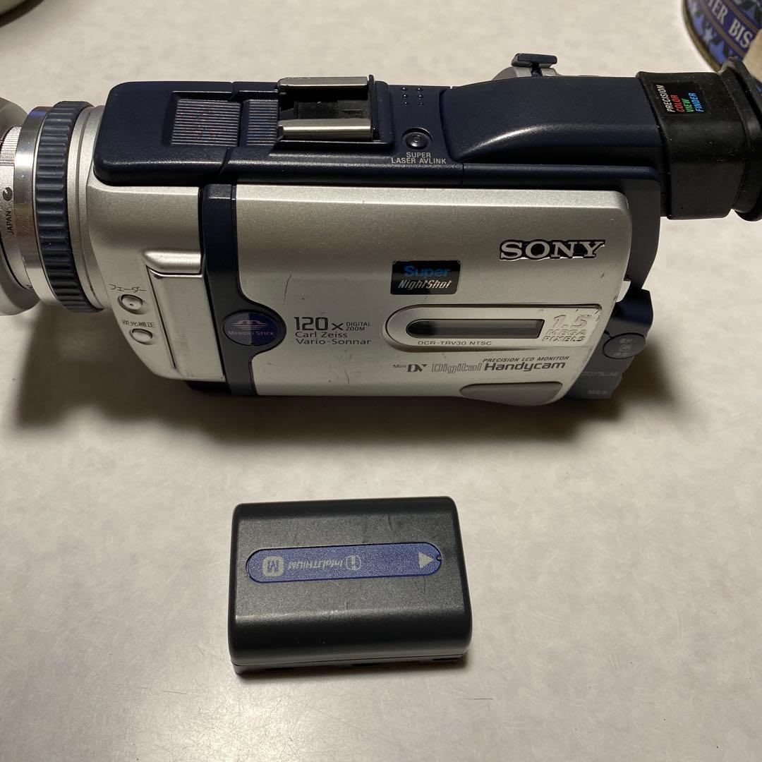 SONY miniDV HANDYCAM DCR-TRV30 ①