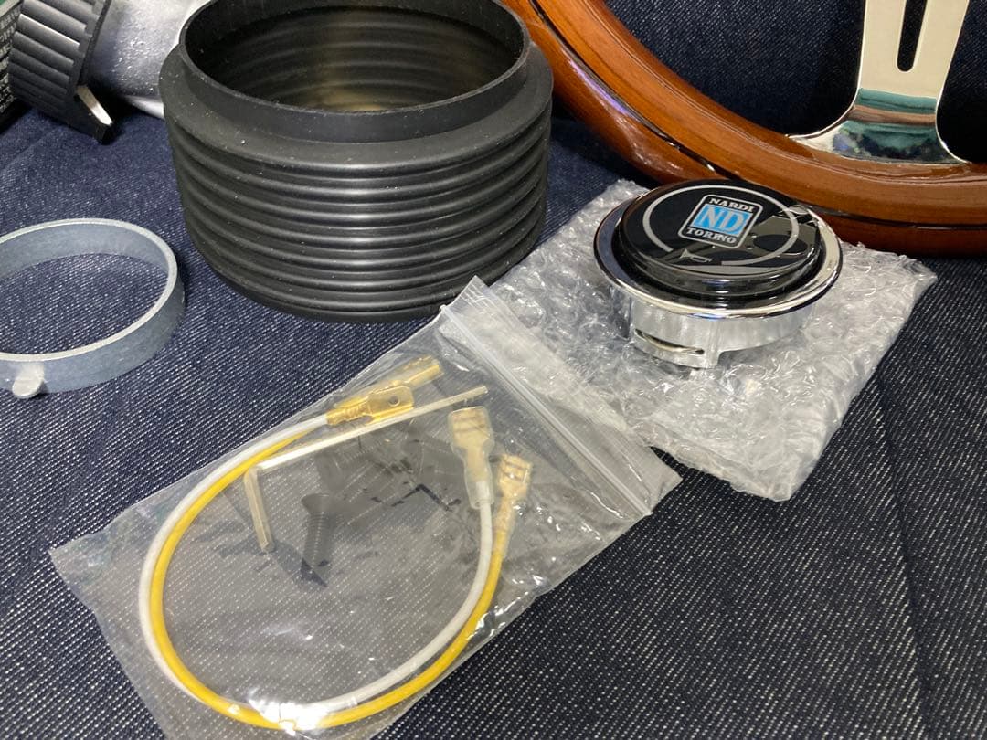 L700S ミラジーノ　ウッドステアリングφ35