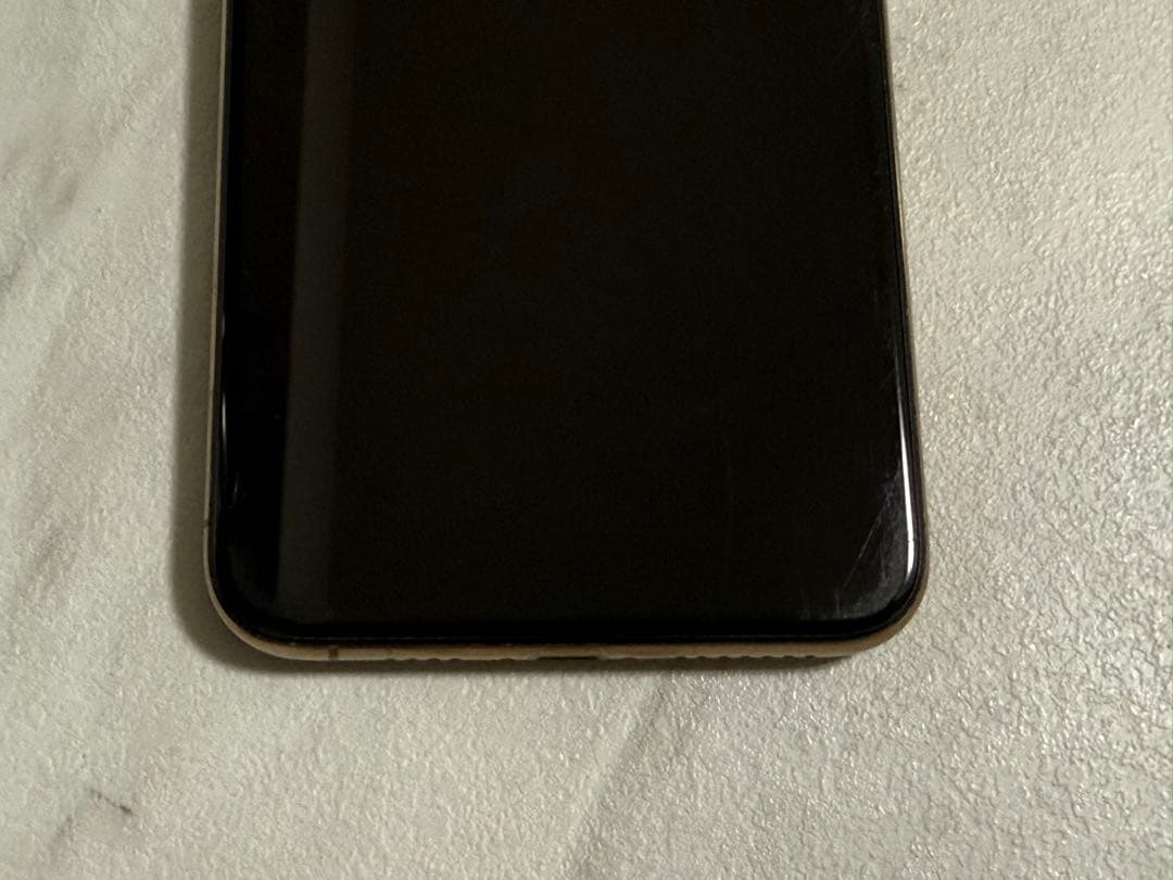 iPhone XSMax 256GB SIMロック解除済み SIMフリー