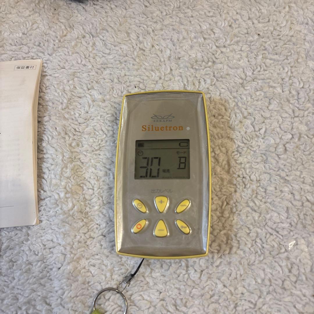 シルエトロン たかの友梨 Siluetron EMS 美容機器　ダイエット