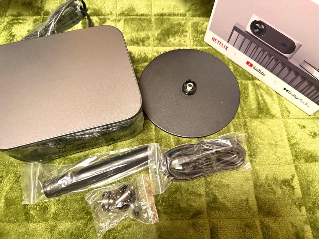 【値下げ】METVATE 4K対応プロジェクター 天井投影可