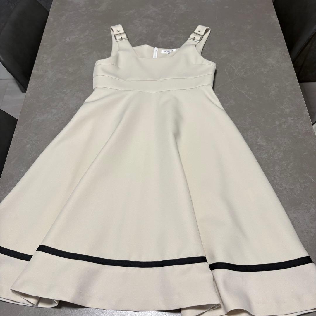 中古　卒服arisana ベージュ フォーマルドレス 150cm アリサナ　5点